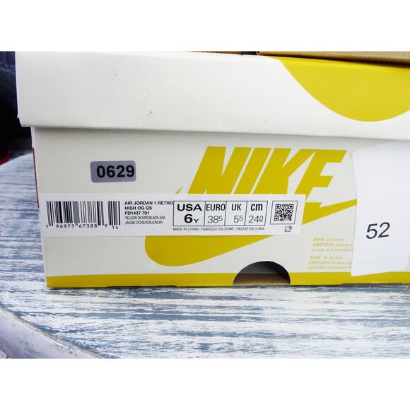 Jordan 1 Retro High GS "Yellow Ochre" Yellow Ochre/Black-Sail 6Y Women 7.5 NIB - Picture 3 of 10